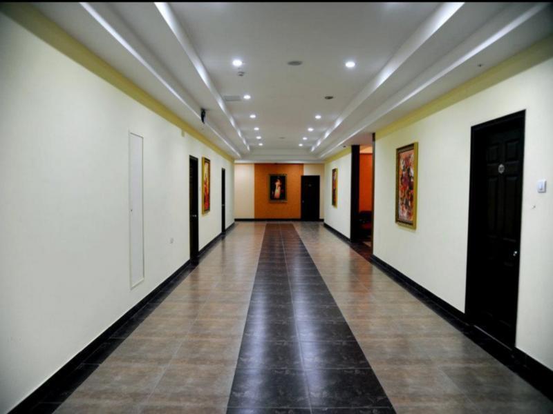 Treebo Crystal Castle Hotel Bangalore Exterior foto