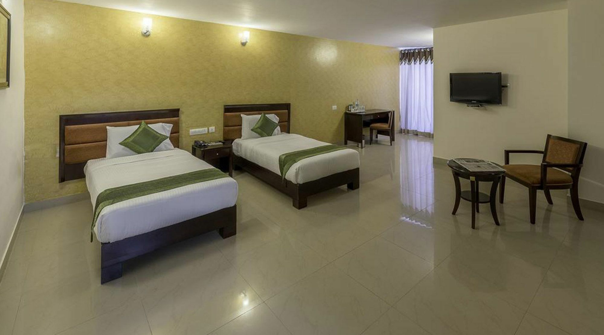 Treebo Crystal Castle Hotel Bangalore Exterior foto