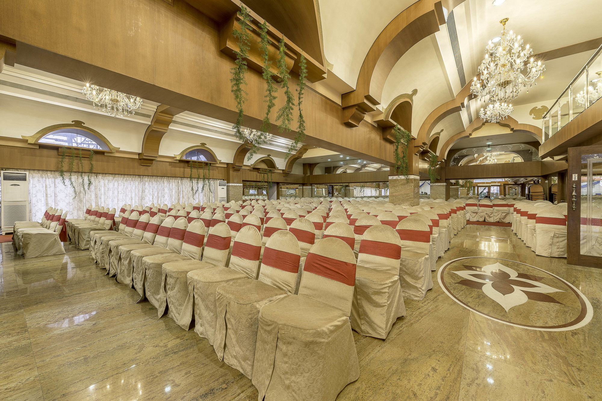 Treebo Crystal Castle Hotel Bangalore Exterior foto